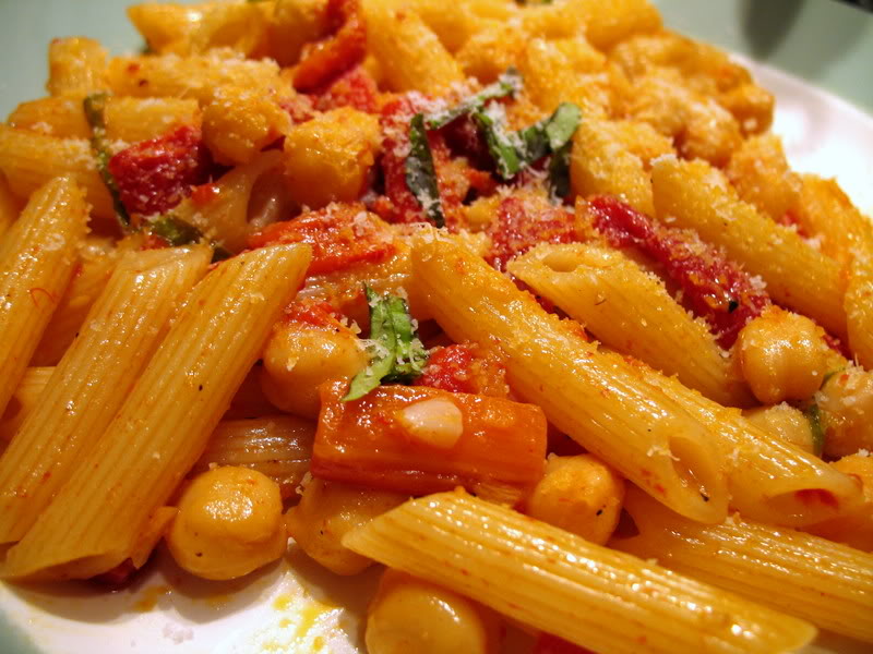 Chickpea & Roasted Red Pepper Penne