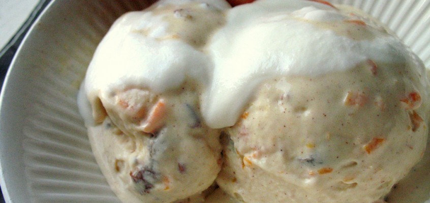 Carrot Cake Ice Cream with Cream Cheese Sauce
